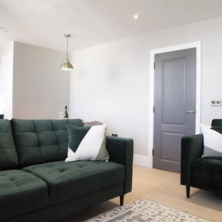 Pass The Keys Apartment 3 Old Conservative Club In Historic Town Caernarfon Exteriör bild