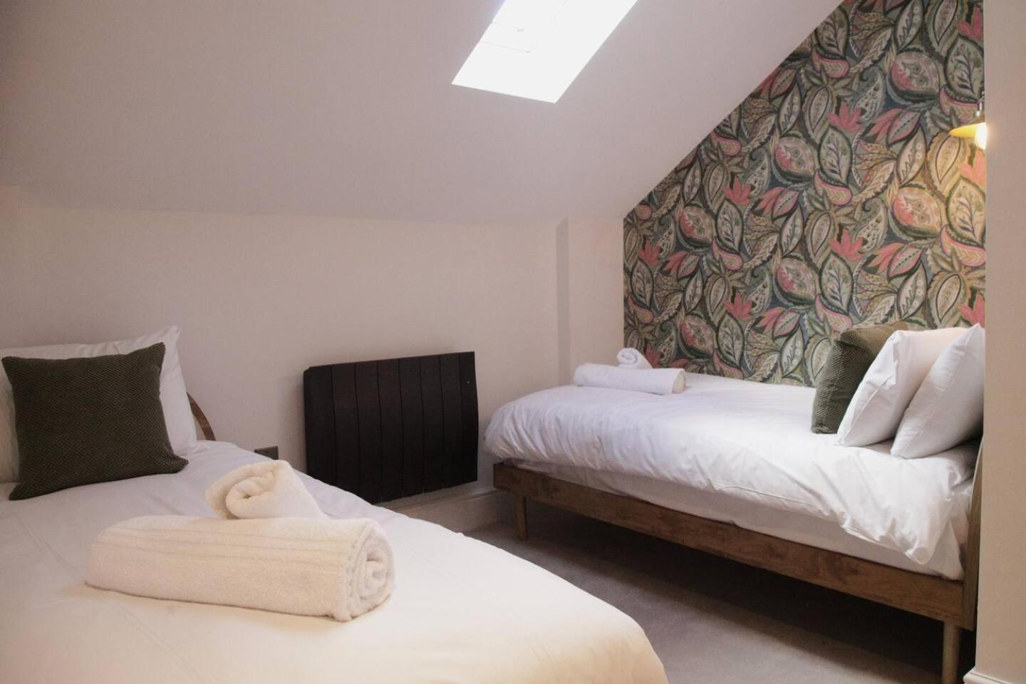 Pass The Keys Apartment 3 Old Conservative Club In Historic Town Caernarfon Exteriör bild