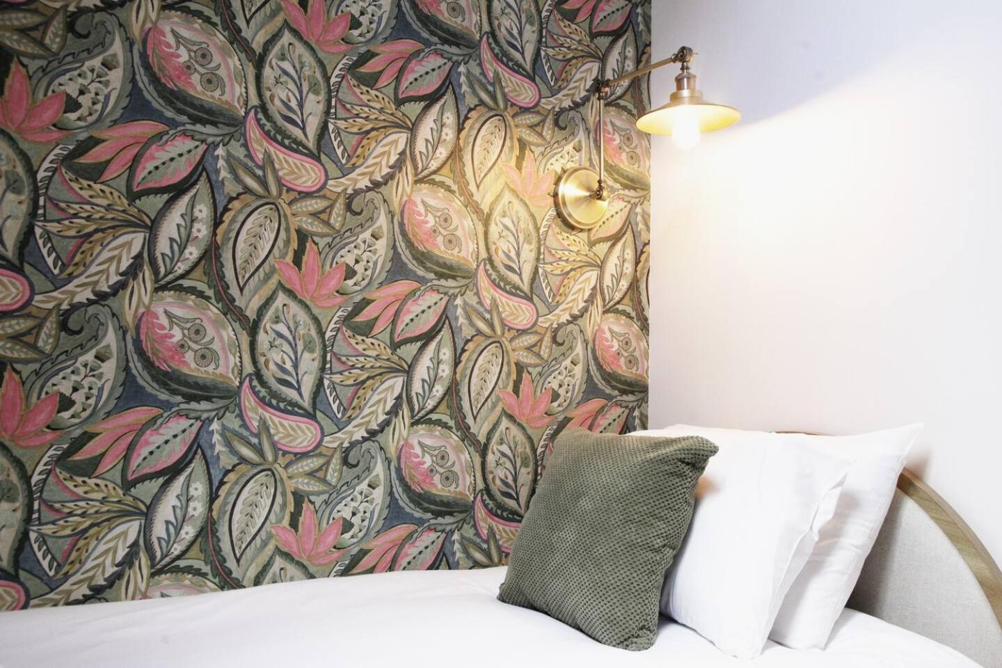 Pass The Keys Apartment 3 Old Conservative Club In Historic Town Caernarfon Exteriör bild